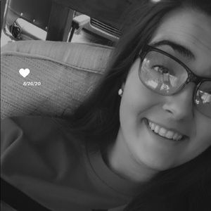 Meet your Posher, Paige